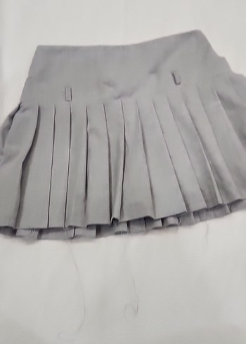 Gri Pileli Mini Etek