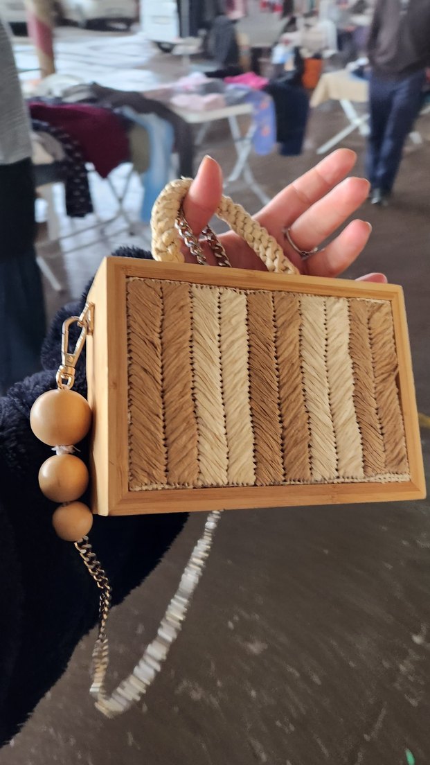 Boncuk Detaylı Zara Bej Kadın Çanta - Görsel 3