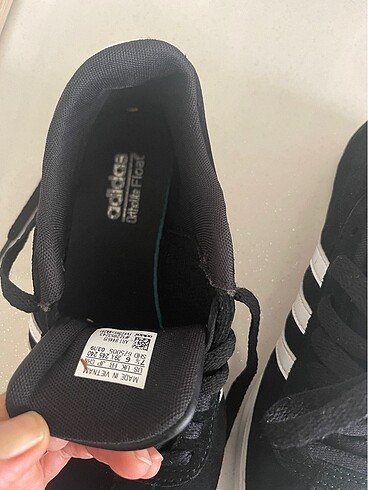 39 Beden Orjinal adıdas spor ayakkabı