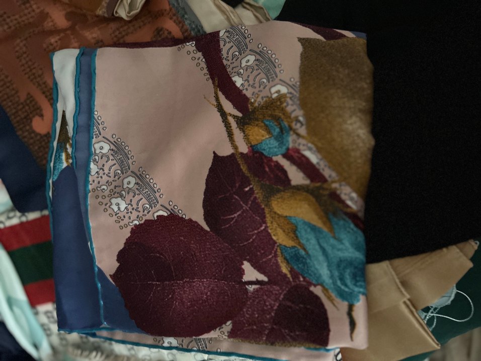 Koyu Pembe Desenli Kadın Şal - Görsel 5