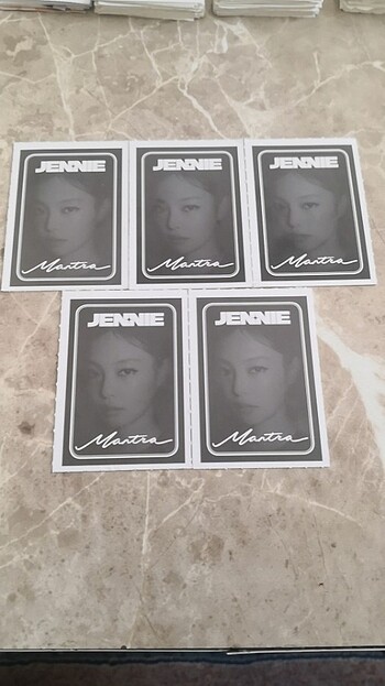  Jennie mantra foto kart