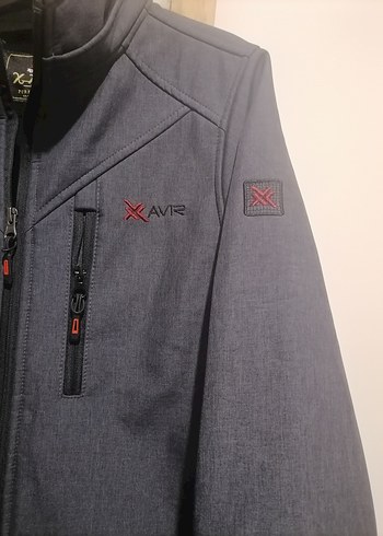 Gri Fermuarlı Erkek Sweatshirt/ceket
S/M Dış giyim için uygun. - Görsel 2