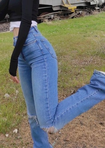 Yırtık Detaylı  Mavi Denim Kadın Pantolon - Görsel 2