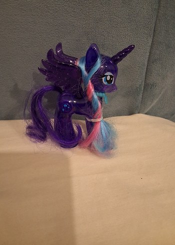 Mor Unicorn Kanatlı Aksiyon Figürü prenses luna
