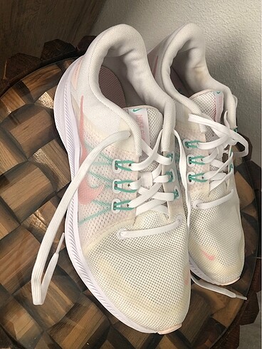 Orijinal nike barkod verebilirim