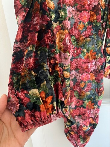 m Beden bershka gecelik elbise kadife renkli canli bi elbise