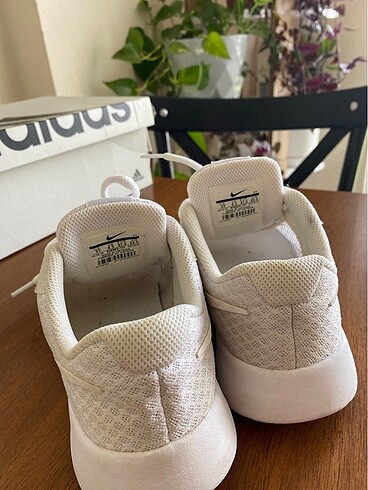 nike spor ayakkabı bayan