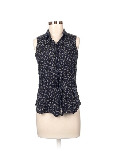 Pull and Bear Bluz %70 İndirimli.