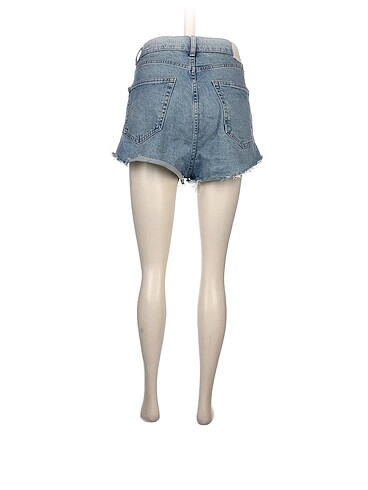 44 Beden Pull and Bear Mini Şort %70 İndirimli.