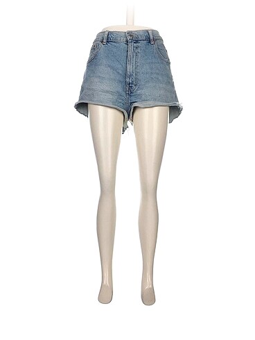 Pull and Bear Mini Şort %70 İndirimli.