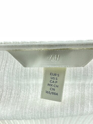 s Beden çeşitli Renk H&M Bluz %70 İndirimli.