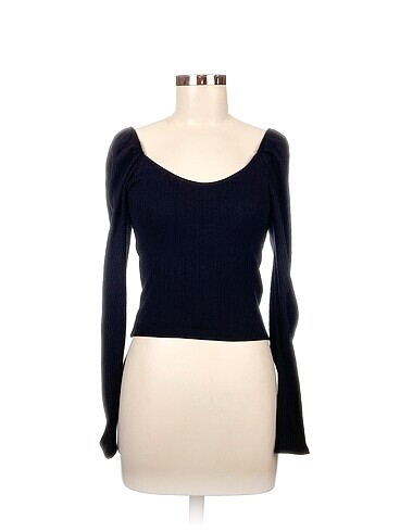 H&M Bluz %70 İndirimli.