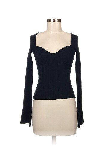 H&M Bluz %70 İndirimli.