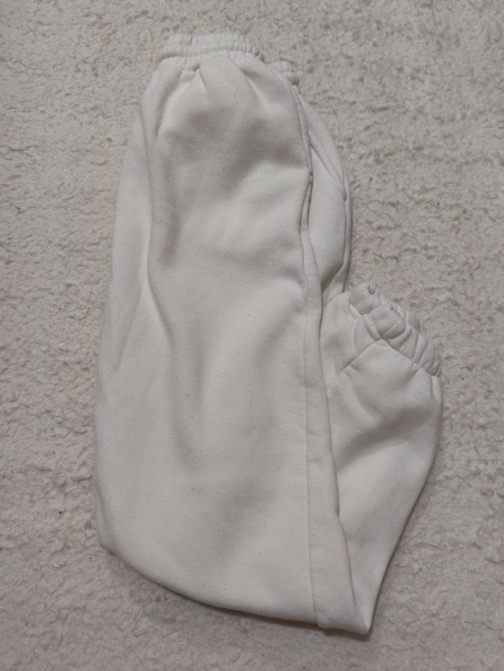 Beyaz Eşofman - Görsel 2