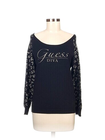 Guess Bluz %70 İndirimli.