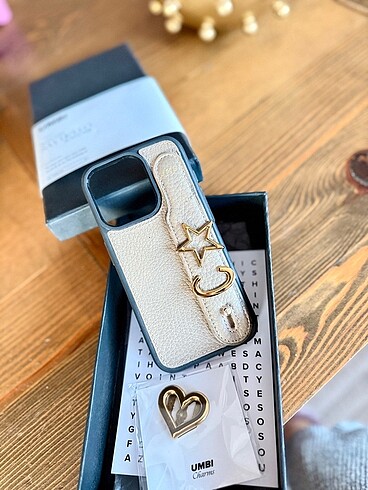 Umbi iPhone kılıfı en aranan renk