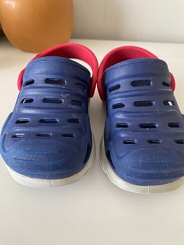 24 Beden mavi Renk Skechers çocuk sandalet