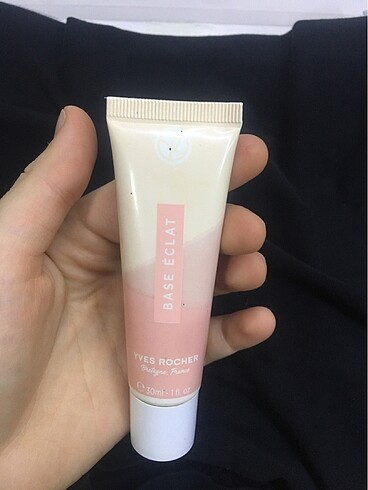 Yves Rocher makyaj bazı parlak