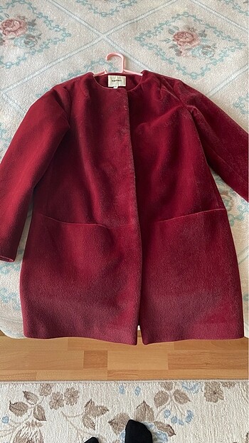 Bordo kaşe mont