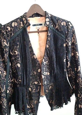 Dantelli Siyah Kadın Blazer Ceket