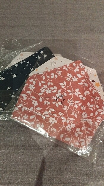 0-4 YAŞ MUSLİN FULAR ÖNLÜK Renkleri  vardır - Görsel 2