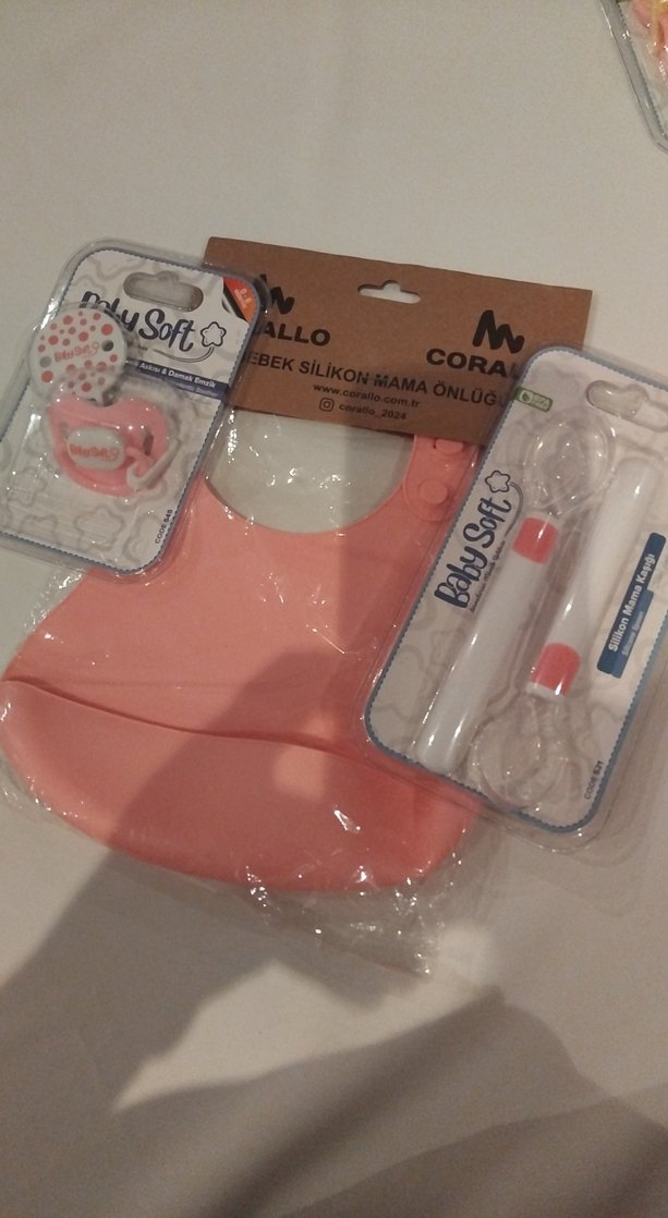 Silikon Bebek Önlük Askılı Emzik Kaşık - Görsel 2
