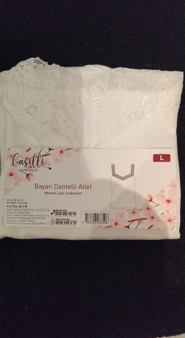 Dantel Detaylı Beyaz V Yakalı Kadın Atlet - Görsel 5
