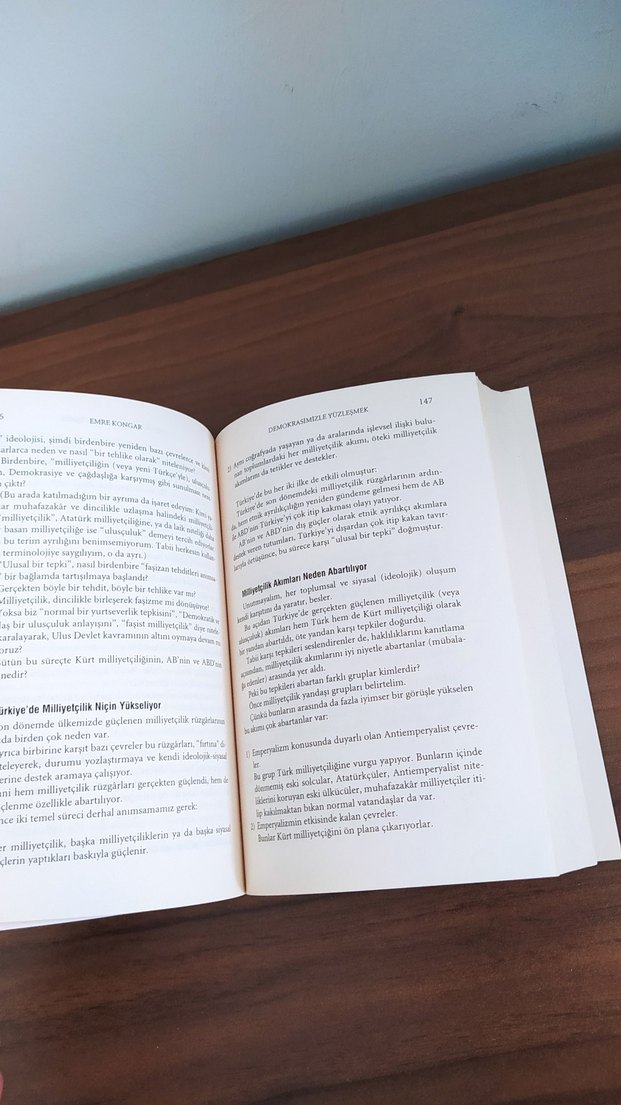 Emre Kongar - Demokrasimizle Yüzleşmek - Görsel 3