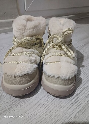 Zara Zara çocuk bot