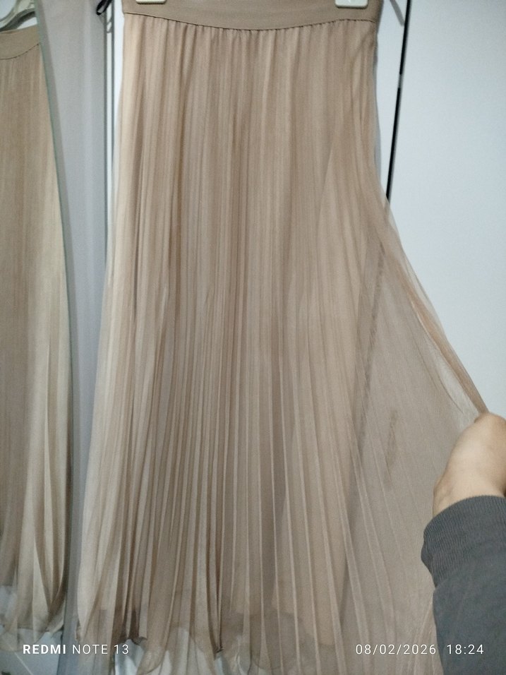Bej Pilili Uzun Kadın Etek standart neden - Görsel 2