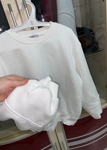 Beyaz Kadın Sweatshirt Uzun Kollu Rahat Kesim - Görsel 4