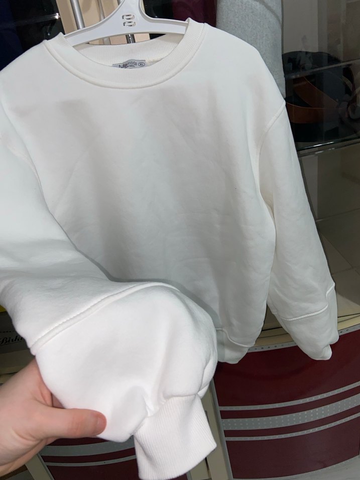 Beyaz Kadın Sweatshirt Uzun Kollu Rahat Kesim - Görsel 3