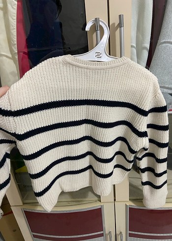 Beyaz Siyah Çizgili Örgü Kadın Kazak - Görsel 3