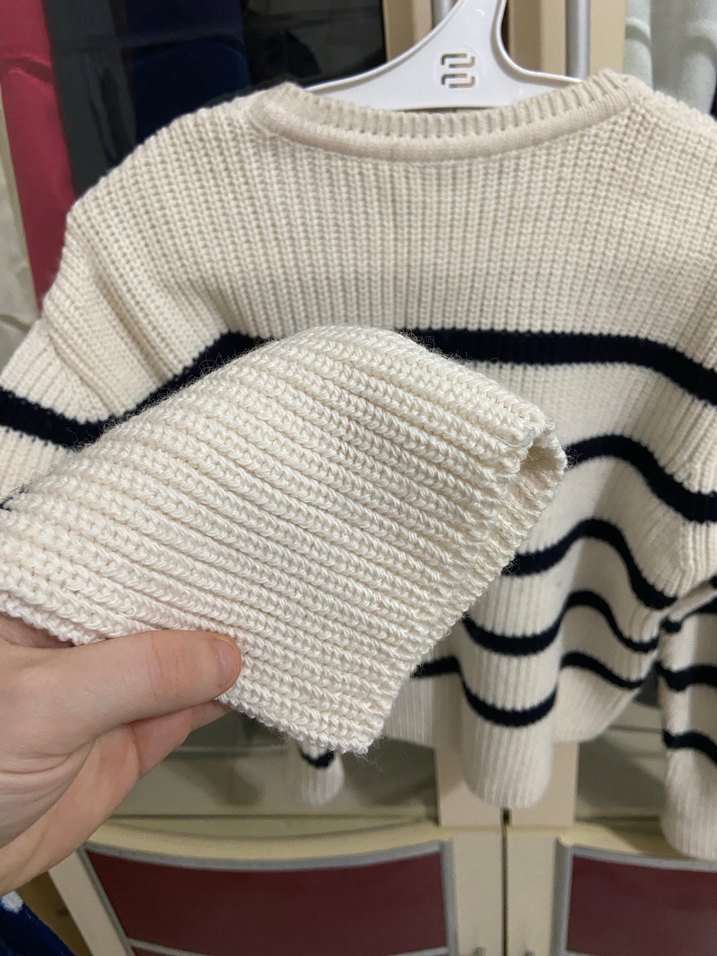 Beyaz Siyah Çizgili Örgü Kadın Kazak - Görsel 4