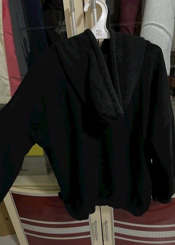 Kapüşonlu Siyah Baskılı Kadın Sweatshirt - Görsel 4