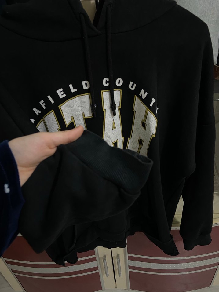 Kapüşonlu Siyah Baskılı Kadın Sweatshirt - Görsel 2