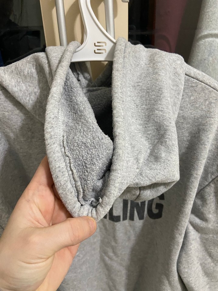 Gri Kapüşonlu Baskılı Kadın Sweatshirt - Görsel 3