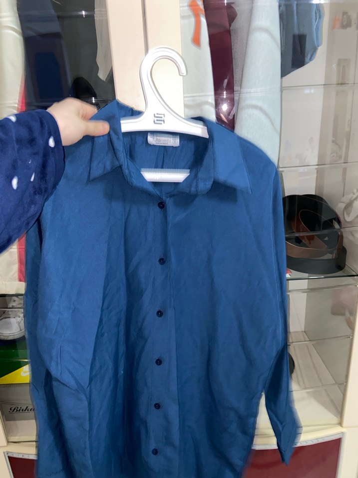 Lacivert Düğmeli Keten Kadın Gömlek - Görsel 3