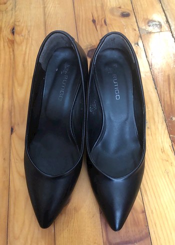 Kadın Siyah Rugan Topuklu Stiletto
