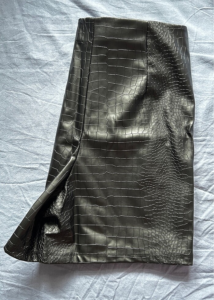 Deri Şort Etek - Görsel 2