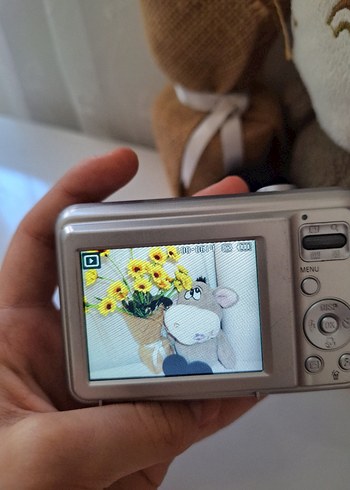 Beden Renk SAMSUNG ES25 DİJİTAL VİNTAGE FOTOĞRAF MAKİNESİ