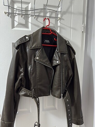 Zara crop deri ceket