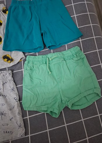 Erkek Çocuk Pamuklu Rahat Kesim Şortlar - Görsel 4