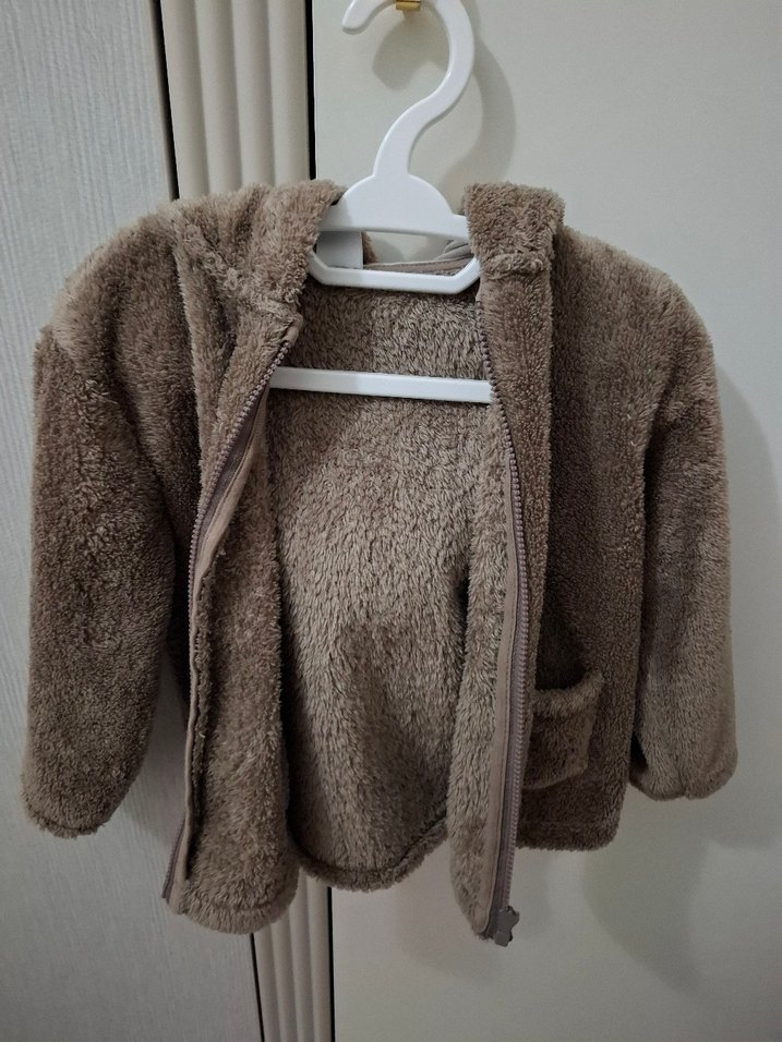 erkek bebek  Kahverengi Kapüşonlu Peluş Ceket - Görsel 3