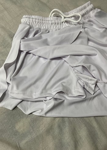 Beyaz Kadın Mini Şort Rahat Kesim - Görsel 2