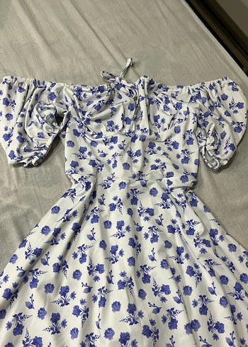 Çiçek Desenli Beyaz  Straplez Elbise - Görsel 2