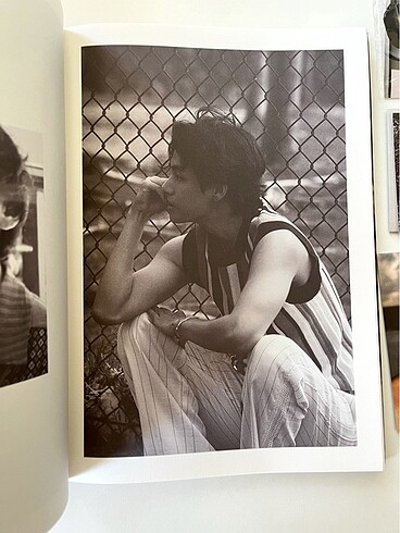 Beden BTS V Type 1 Photobook