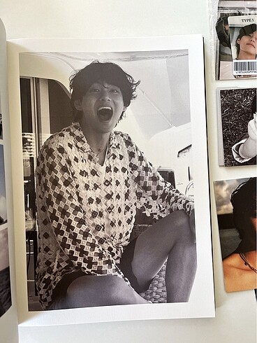 BTS V Type 1 Photobook