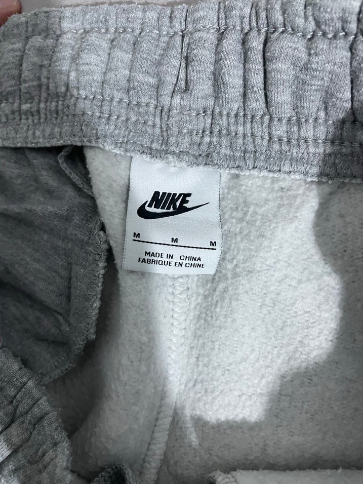 Nike Gri Club Fleece Eşofman Altı - Görsel 2