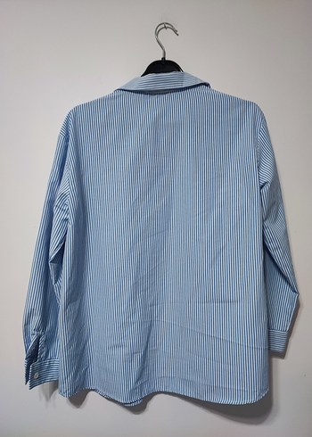 Mavi Çizgili Kadın  Gömlek - Görsel 4